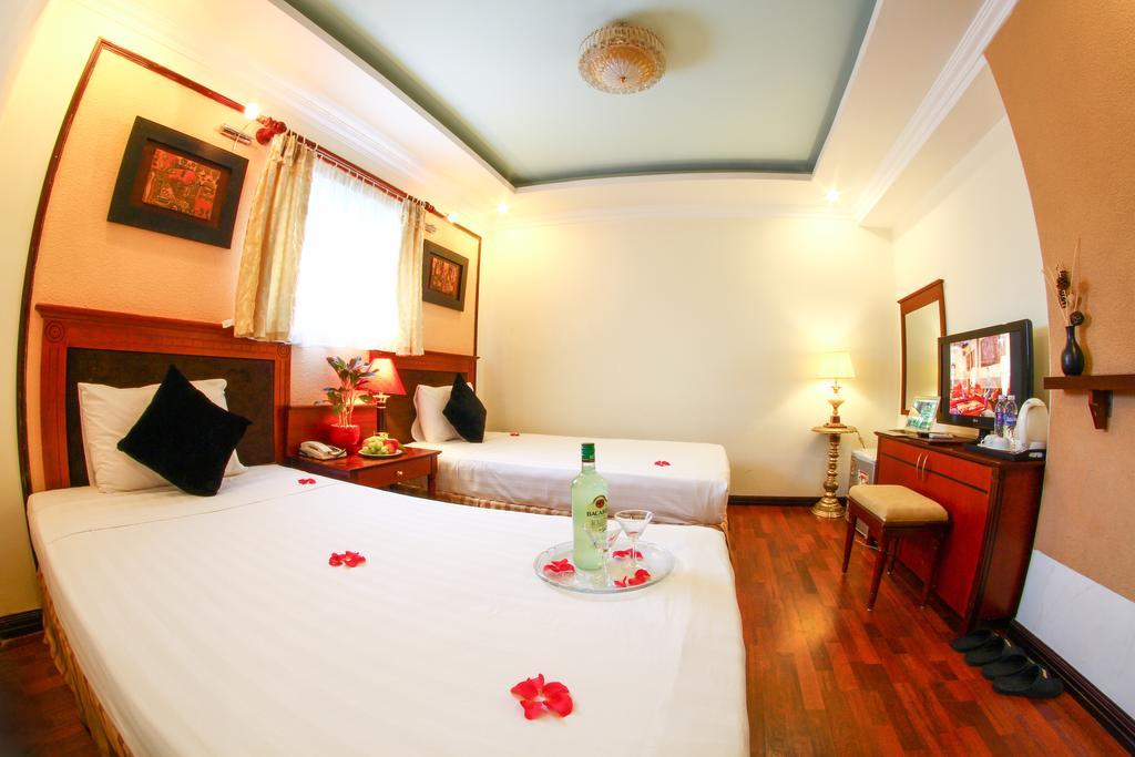 Atrium Hanoi Hotel Szoba fotó