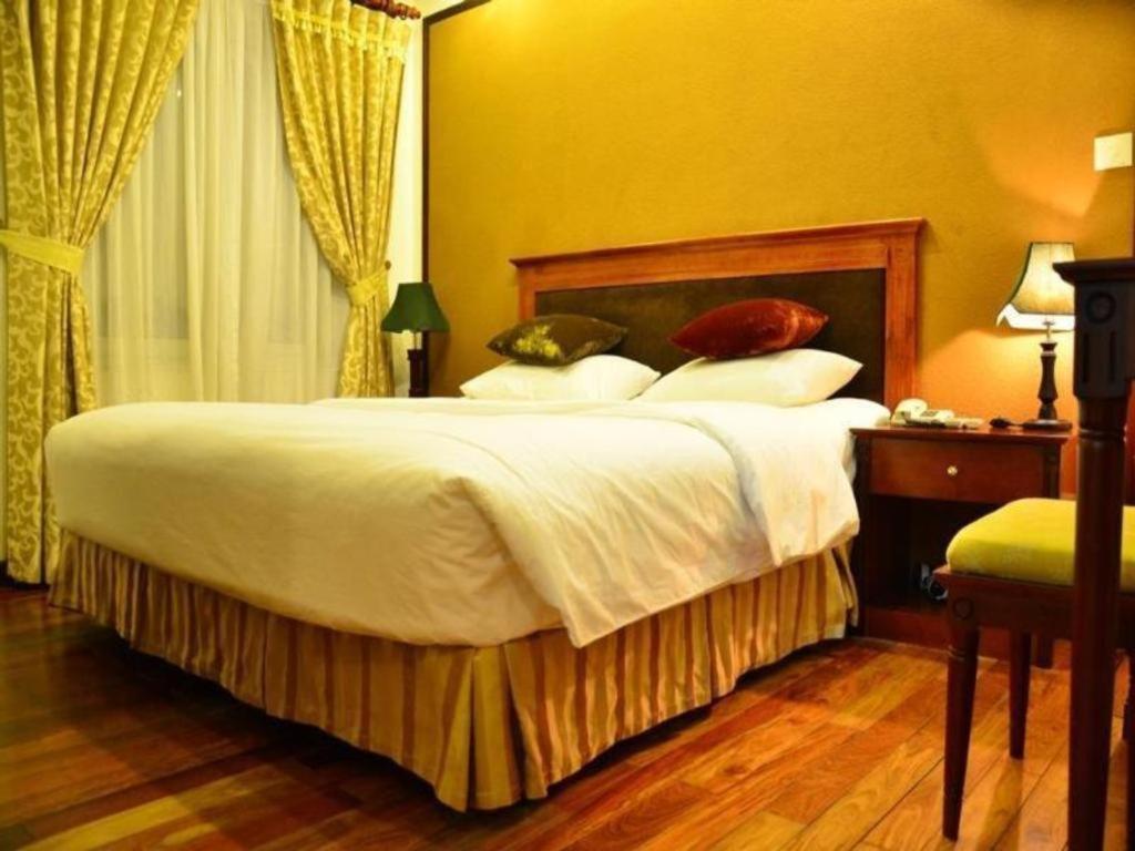 Atrium Hanoi Hotel Kültér fotó